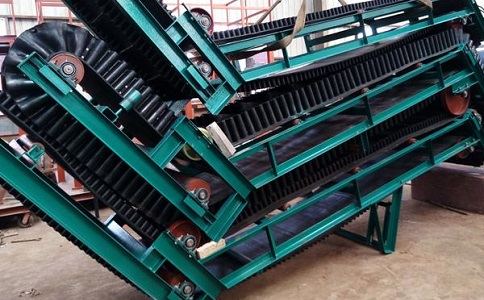 大傾角擋邊輸送機(jī) 大傾角擋邊輸送機(jī)