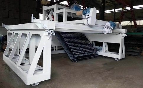 糞便翻拋機(jī) 糞便翻拋機(jī)