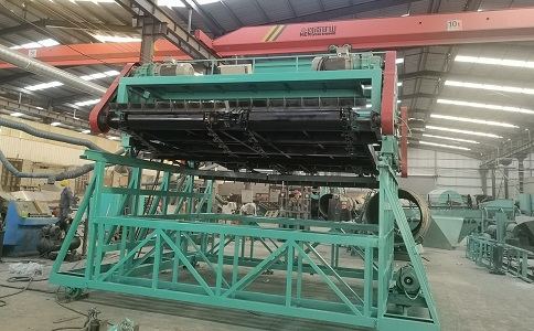 有機(jī)肥料翻堆機(jī) 有機(jī)肥料翻堆機(jī)