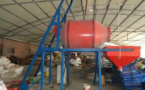 小型肥料摻混機(jī) 小型肥料摻混機(jī)